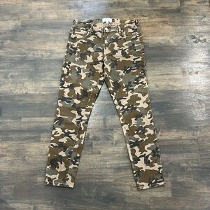 KENDALL & KYLIE PANTS